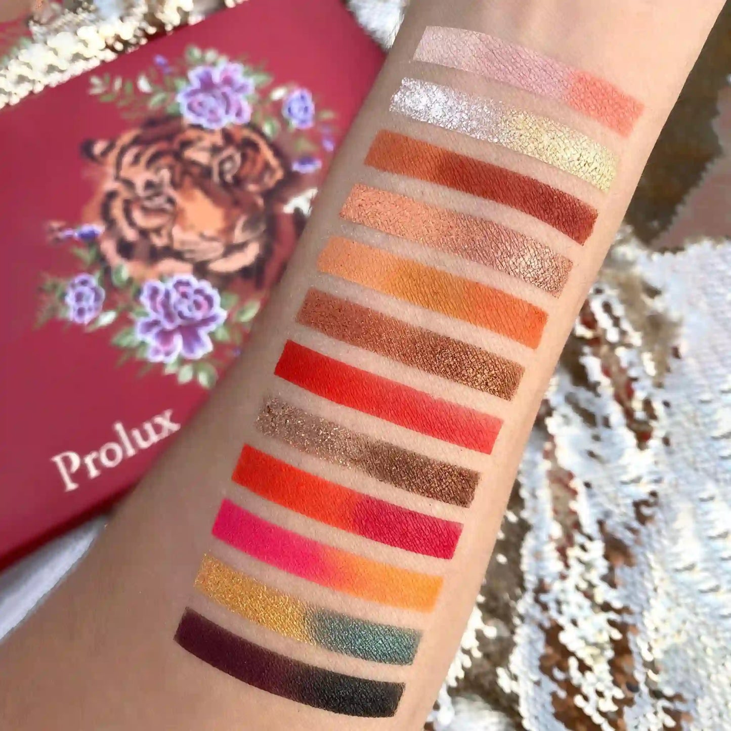 Tiger Eyes Eyeshadow Palette, Compact Eyeshadow Palette, Portable Eyeshadow Palette, Blendable Eyeshadow Palette