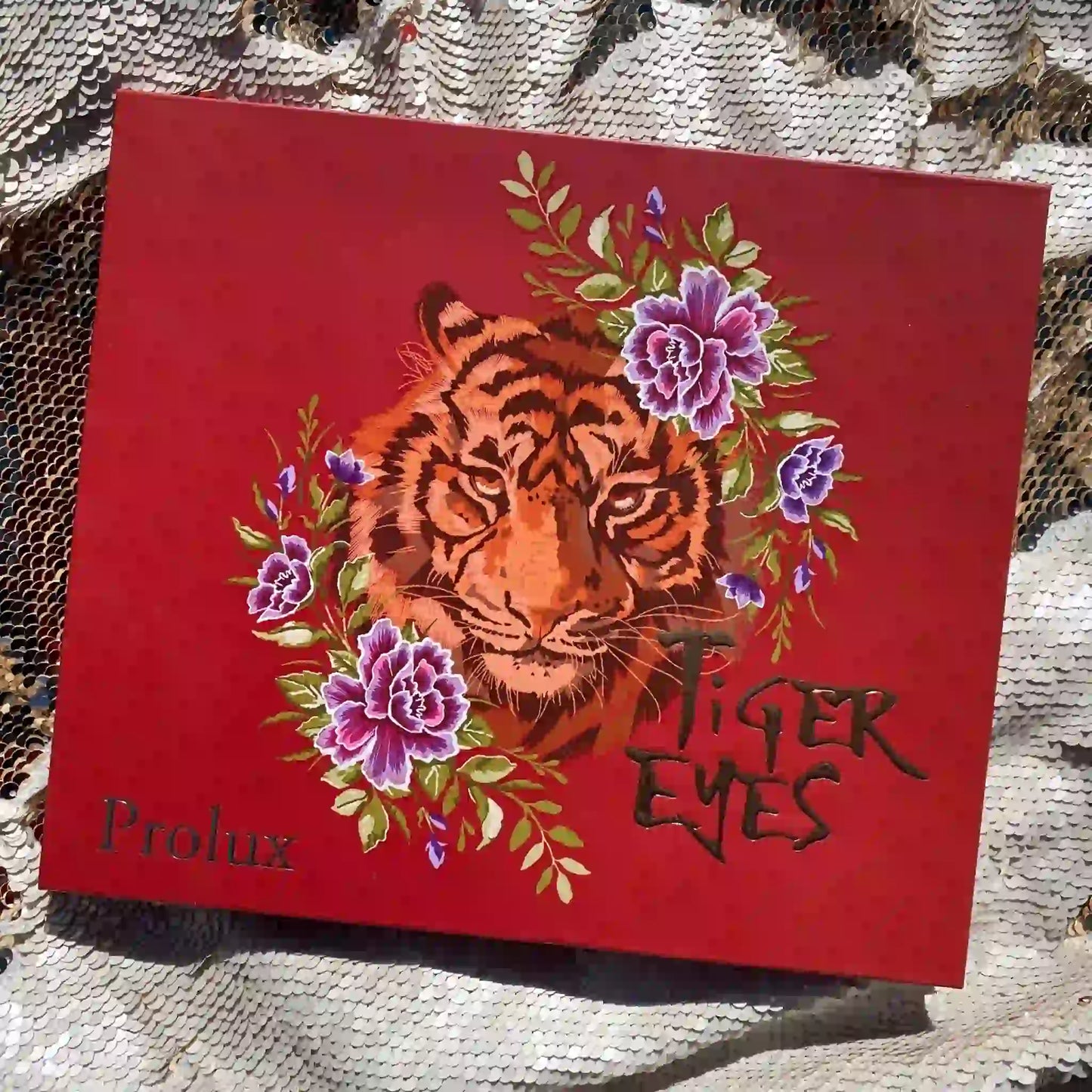 Tiger Eyes Eyeshadow Palette, Compact Eyeshadow Palette, Portable Eyeshadow Palette, Blendable Eyeshadow Palette