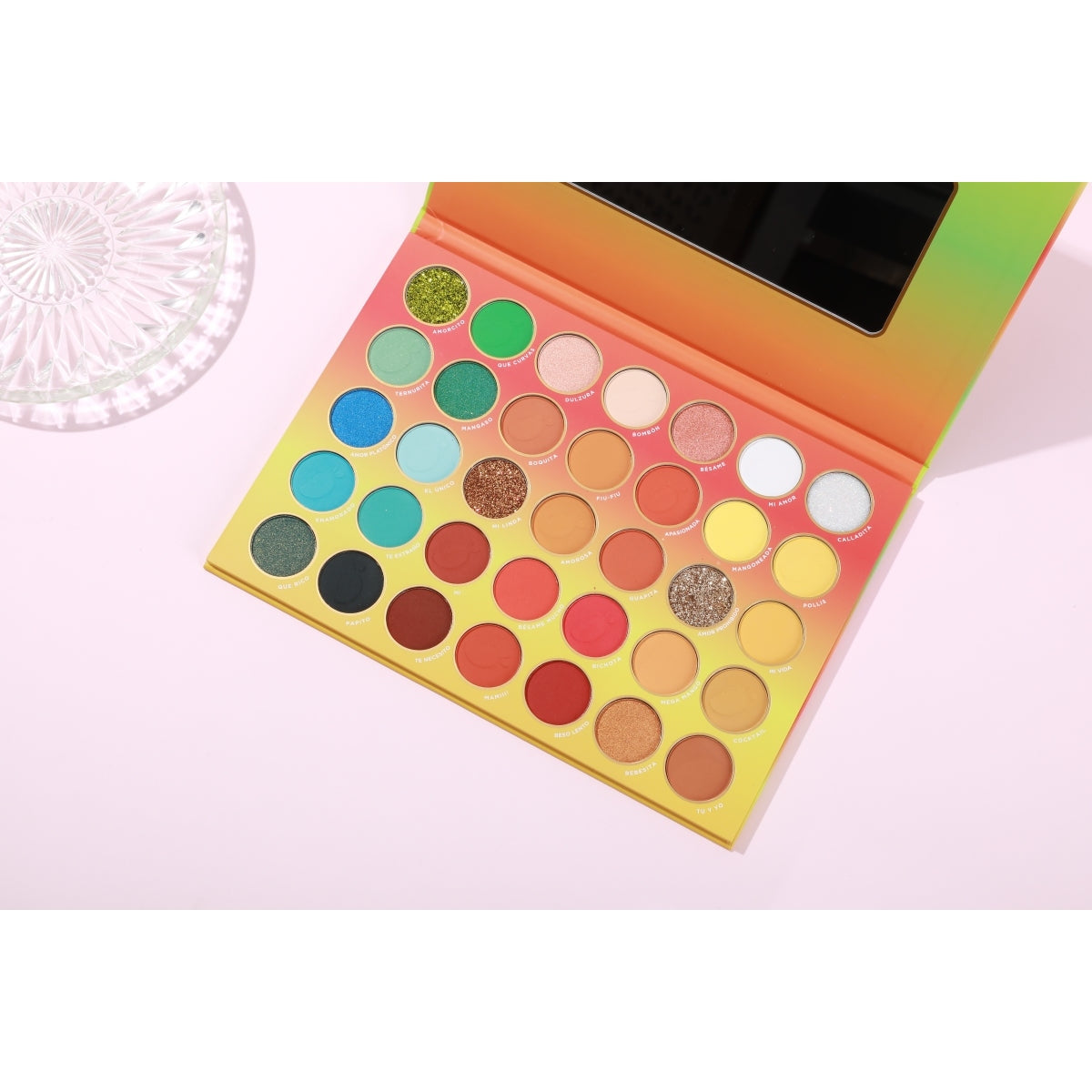 QUE MANGO II EYESHADOW PALETTE