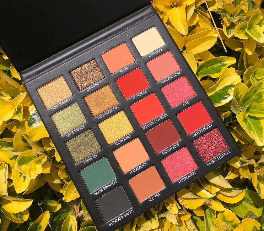 Hello Summer Eyeshadow Palette