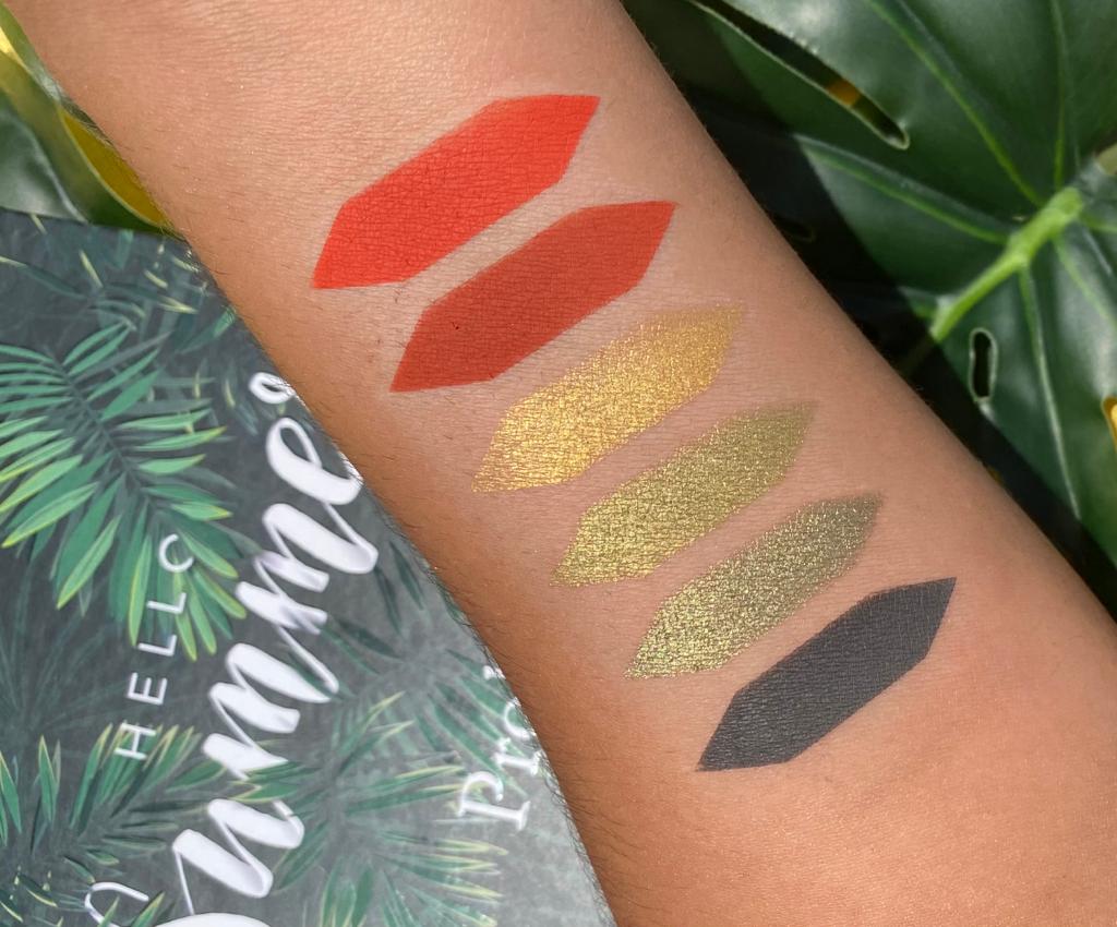Hello Summer Eyeshadow Palette
