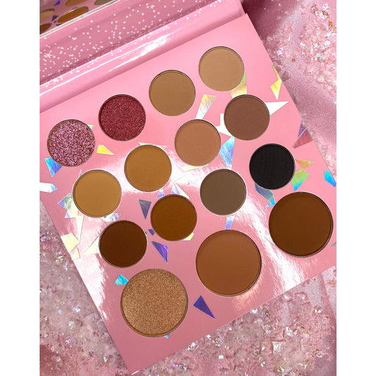 Pink wonderland eyeshadow palette