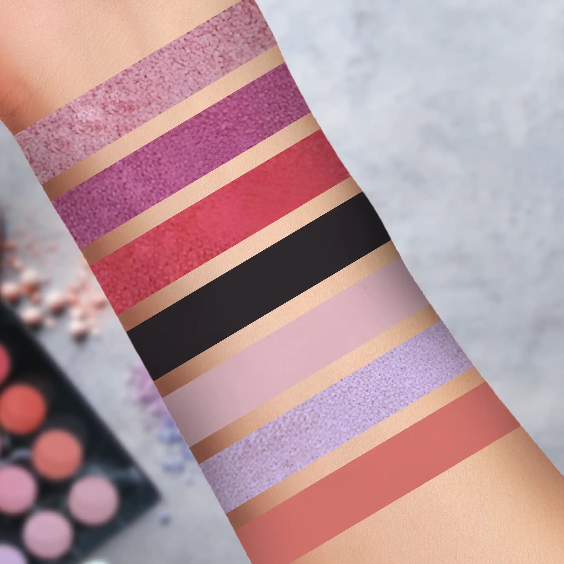 PxLook Galaxy Eyeshadow Palette, best eyeshadow palette, colorful eyeshadow palette, bright eyeshadow palette