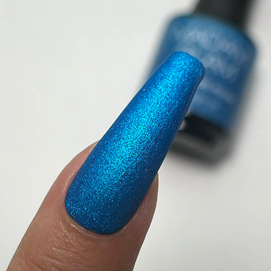 Azul brillante