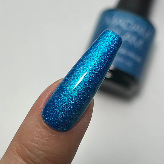 Azul brillante
