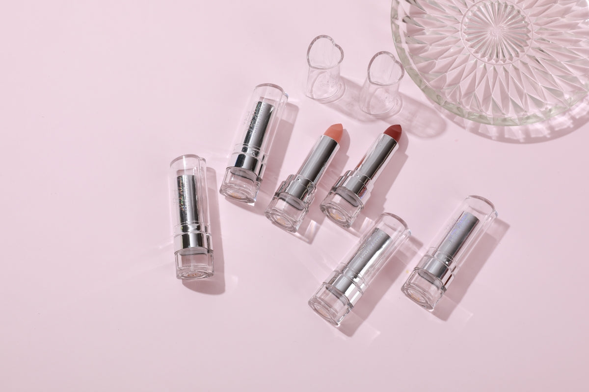 LABIALES POUT ABOUT