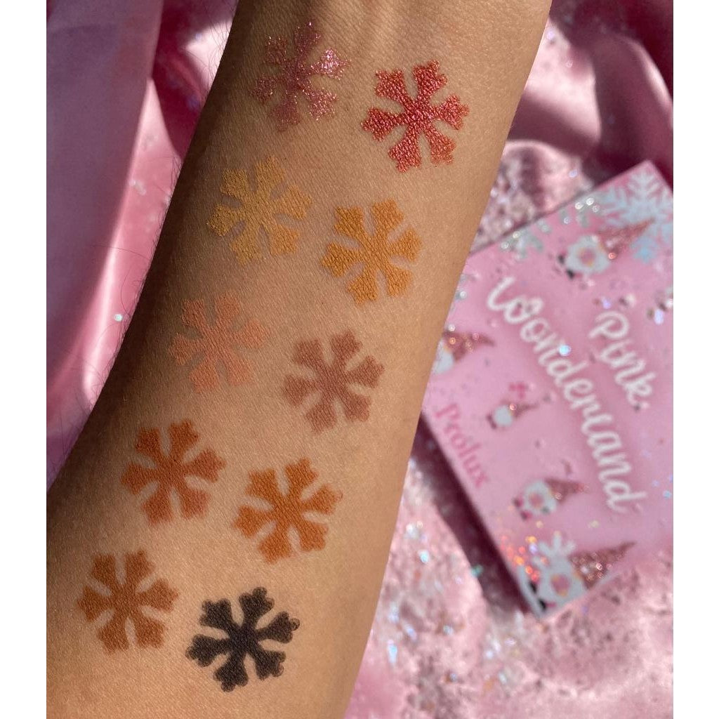 Pink wonderland eyeshadow palette