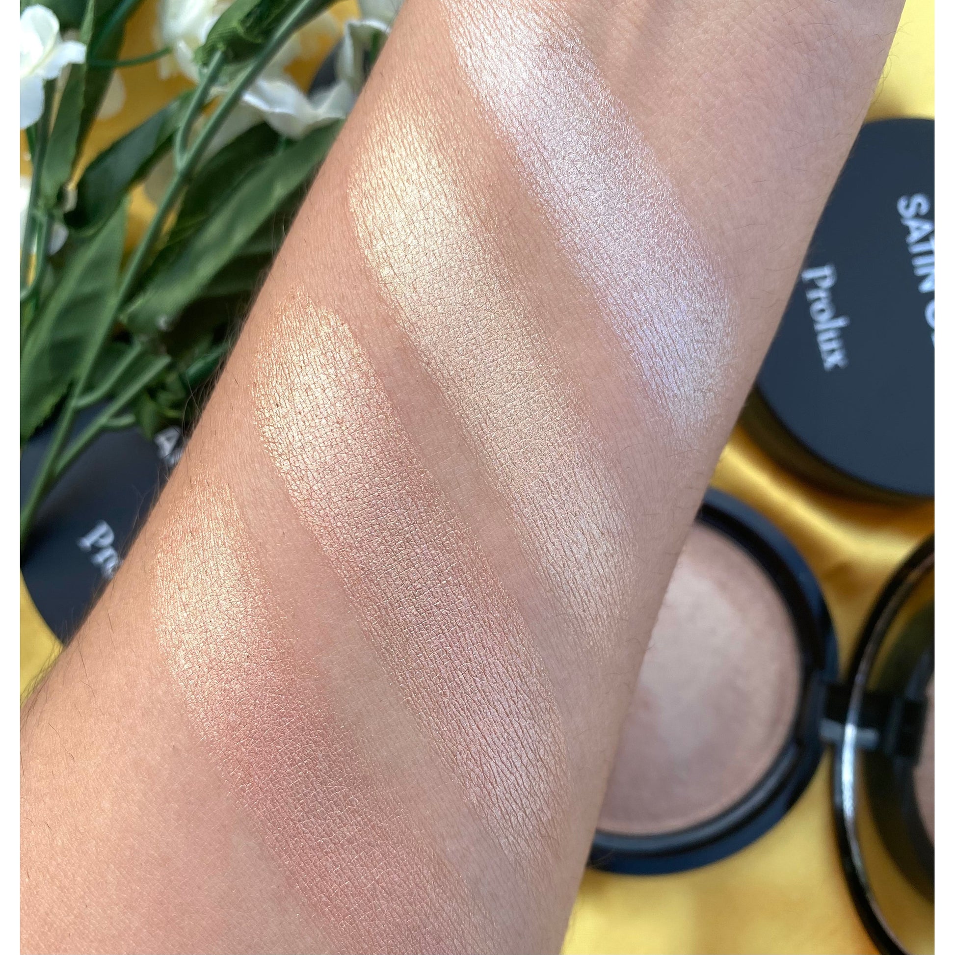 Prolux Satin Glow Highlighter