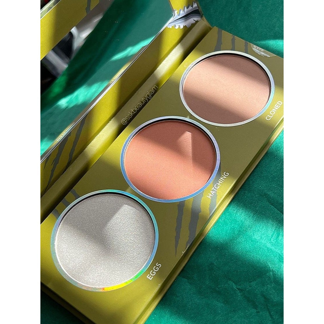 Prolux Extinct Face Palette, best face palette, all in one makeup palette